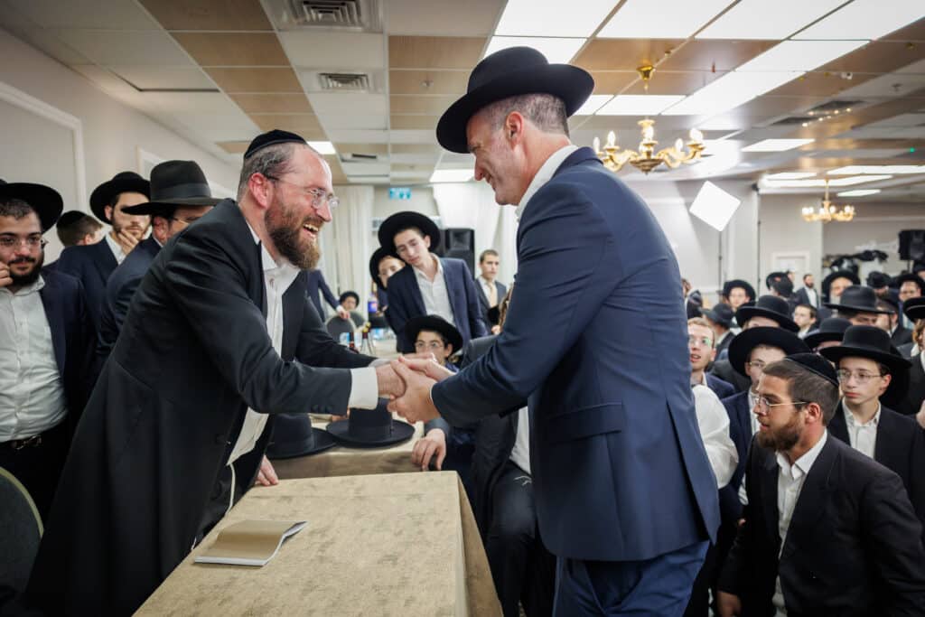 שמחת דגל התורה: נישואי נינו הראשון של מרן הגר״ד לנדו