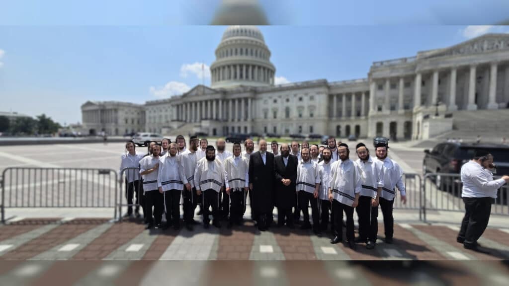 איצקוביץ': תעלומת הקוד הסודי והרחש בחש בדגל התורה