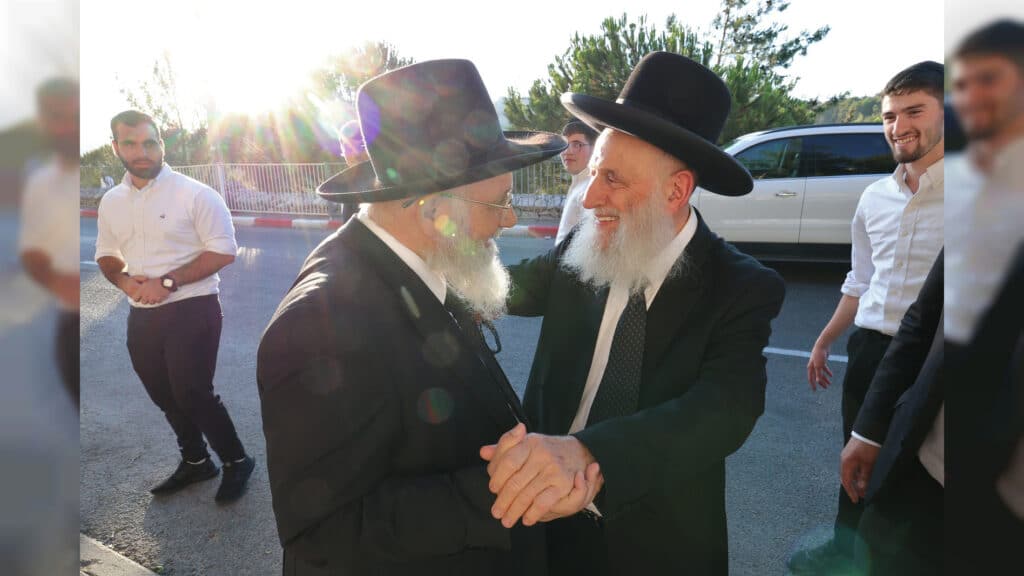 התלמידים מישיבת לבב חכמה נבחנו אצל חבר המועצת