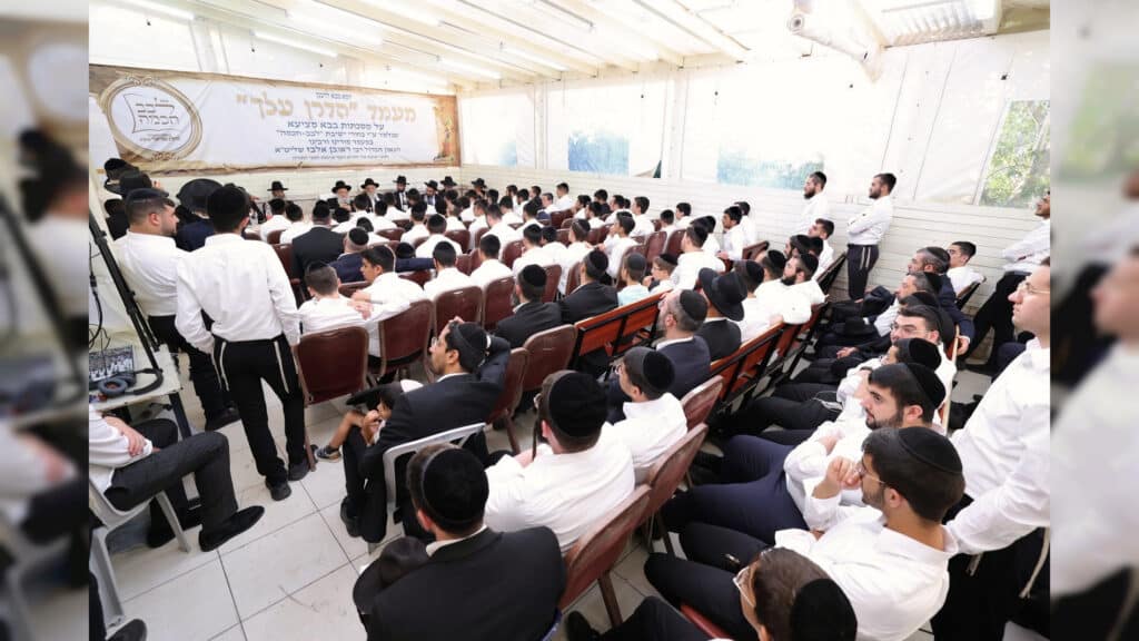 התלמידים מישיבת לבב חכמה נבחנו אצל חבר המועצת