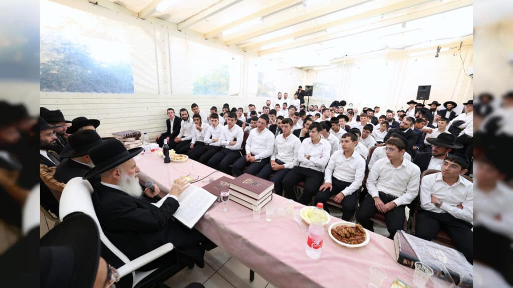 התלמידים מישיבת לבב חכמה נבחנו אצל חבר המועצת