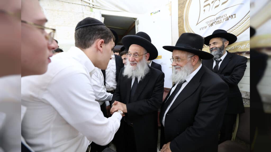 התלמידים מישיבת לבב חכמה נבחנו אצל חבר המועצת