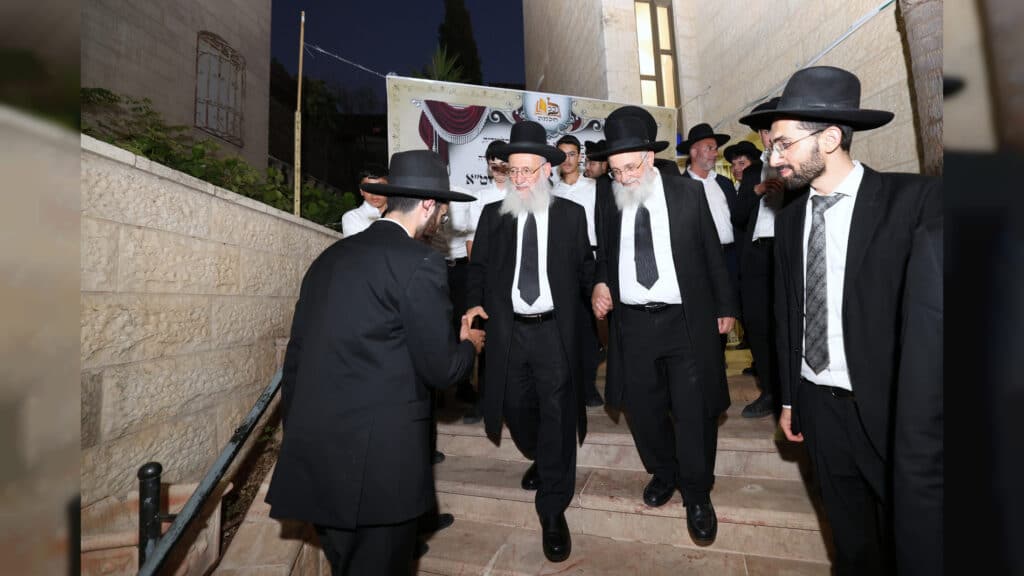 התלמידים מישיבת לבב חכמה נבחנו אצל חבר המועצת