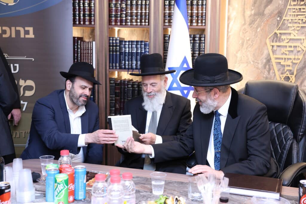 "מרכז לאו" חנך את ביתו החדש במעמד רב רושם