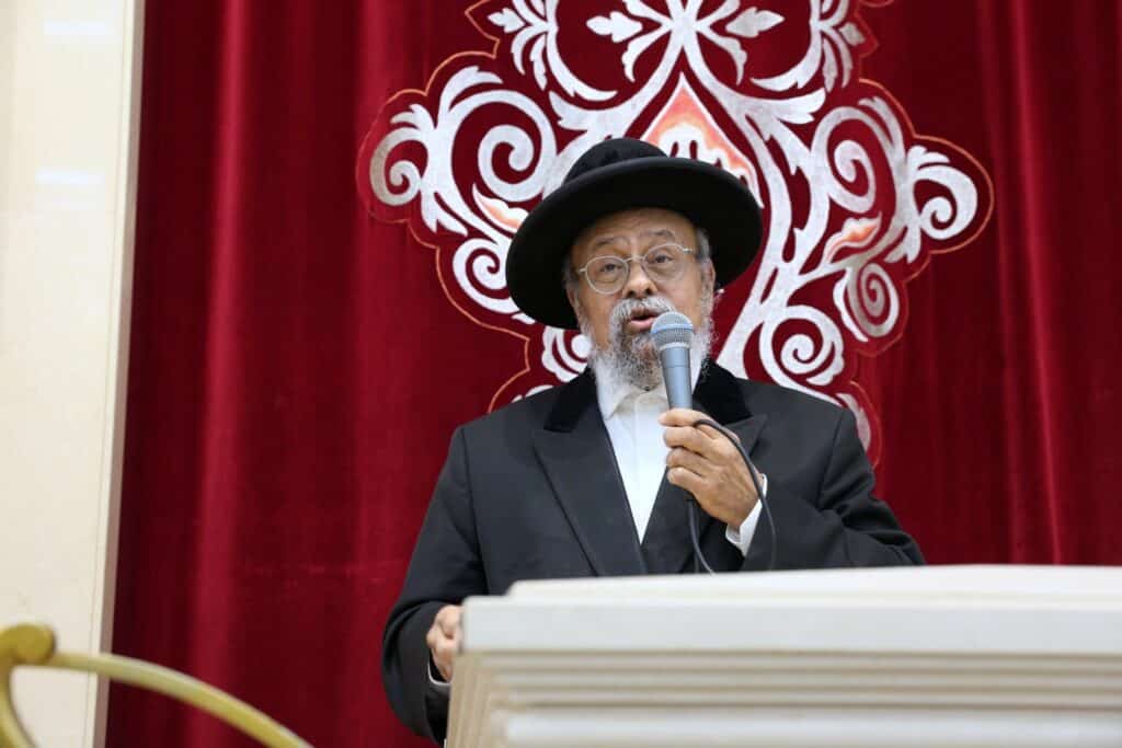 "להיות גאים בזכות לשבת וללמוד תורה"