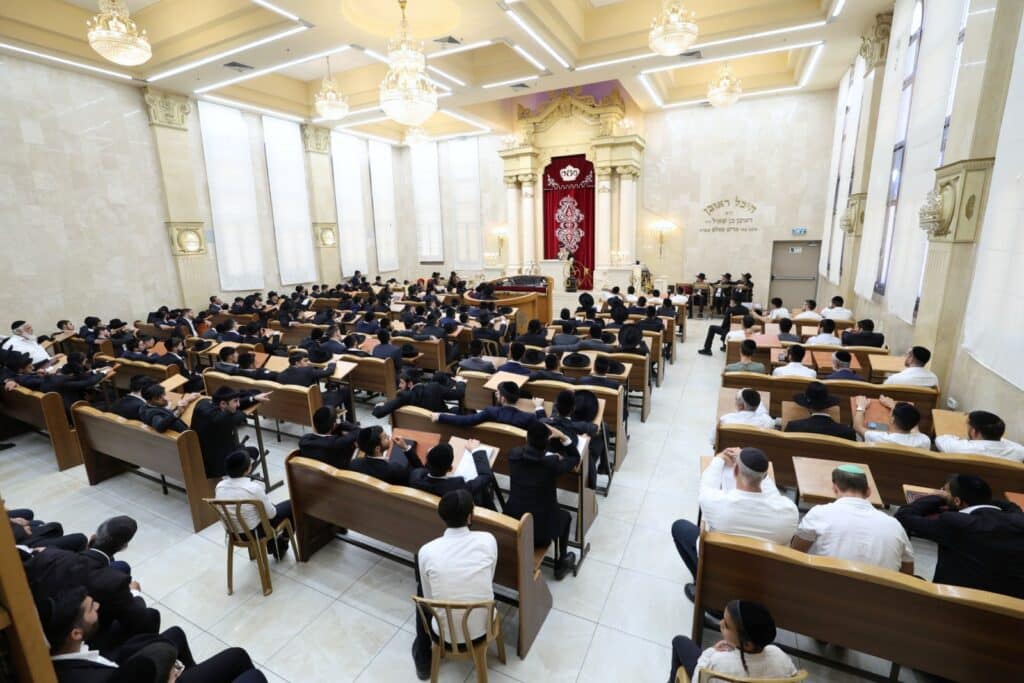 "להיות גאים בזכות לשבת וללמוד תורה"