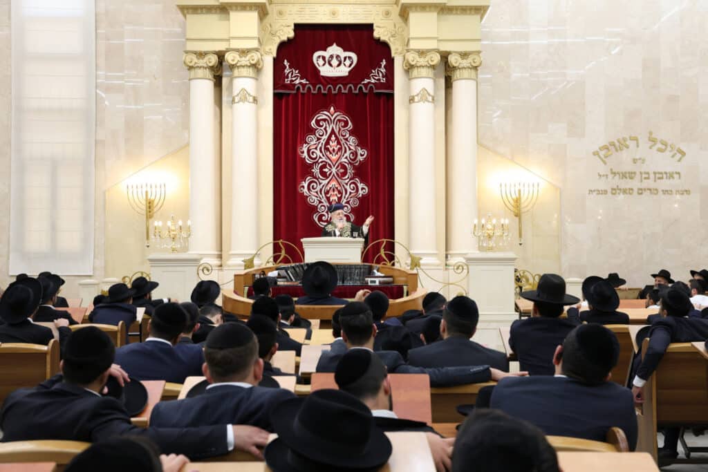 "להיות גאים בזכות לשבת וללמוד תורה"