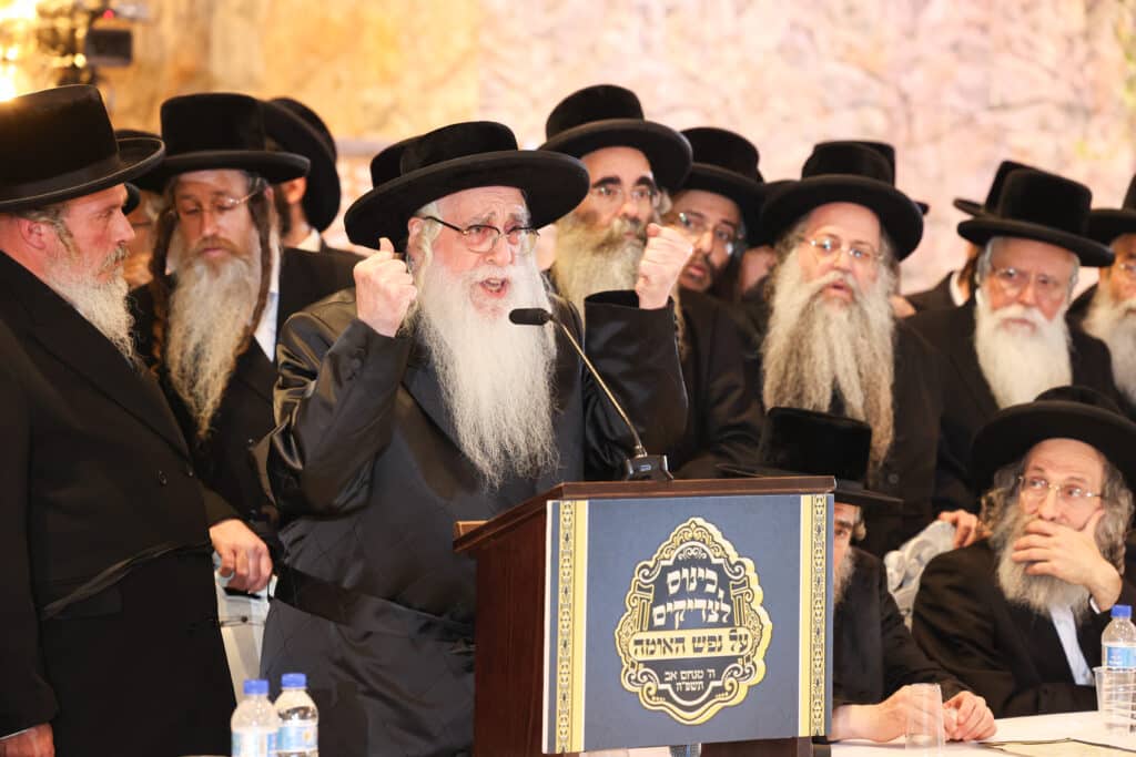 קריאה נחרצת נגד גיוס בני הישיבות ואזהרה מפני גזירות