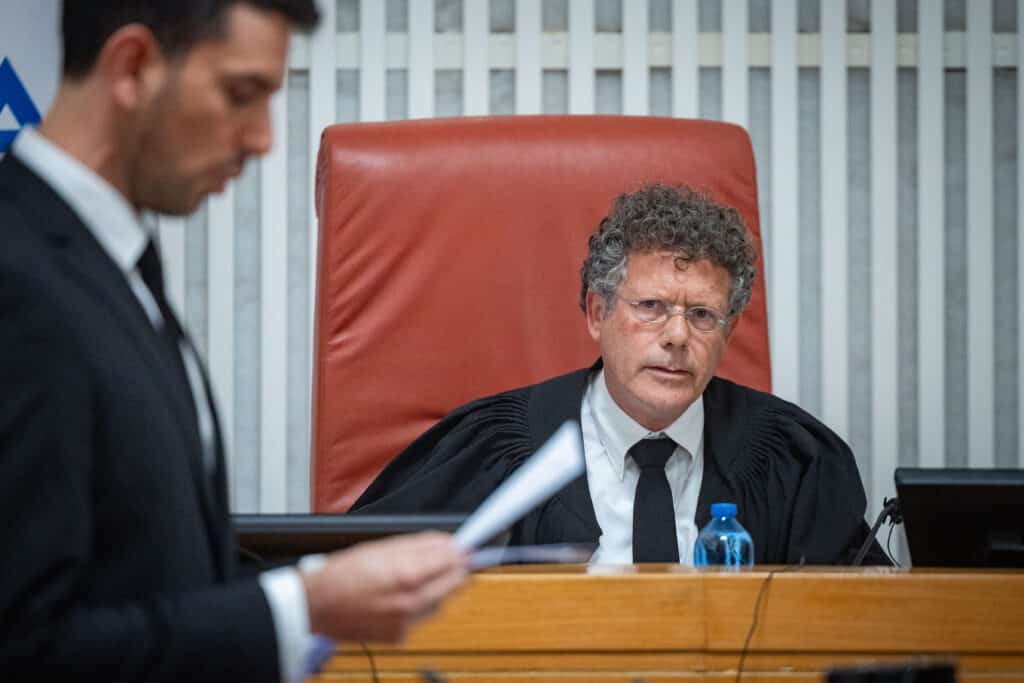 איך צונאמי מדיני הפך ל'צומי' תקשורתי? | אריה זיסמן