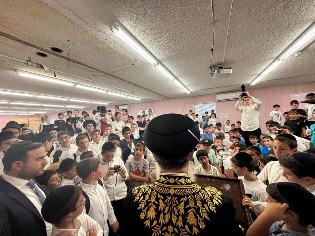 הראשון לציון כובד בסנדקאות - התינוק נקרא על שמו