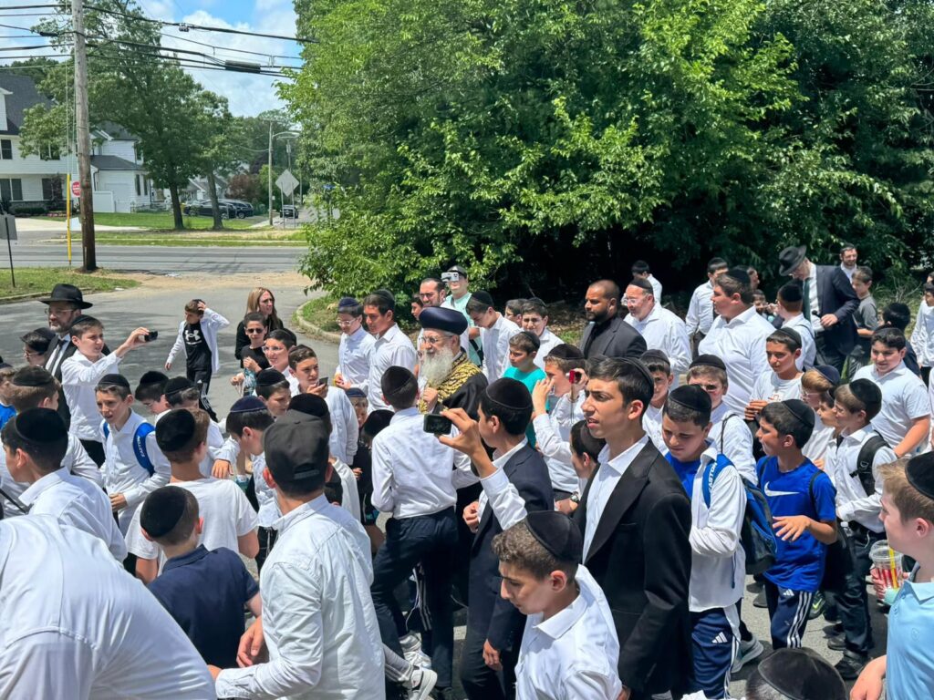 הראשון לציון כובד בסנדקאות - התינוק נקרא על שמו