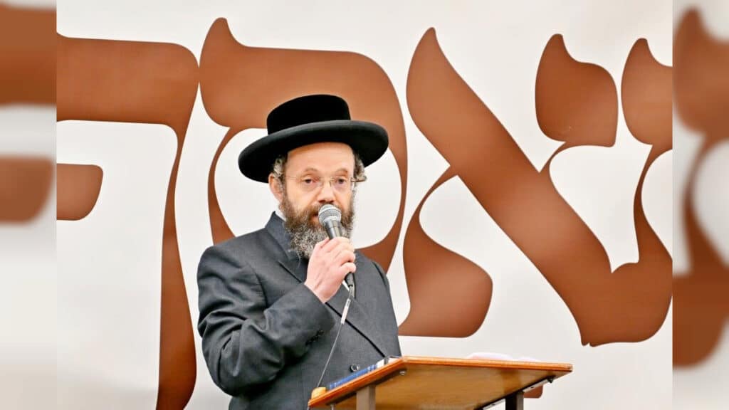 "בהתאסף": מעמד הכנה לקראת הימים הקדושים "בהתאסף": מעמד הכנה לקראת הימים הקדושים