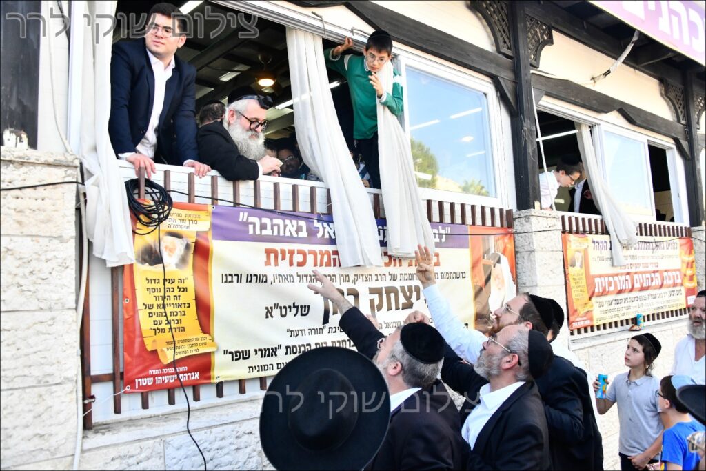 מאות כהנים השתתפו בברכת הכהנים המסורתית בירושלים