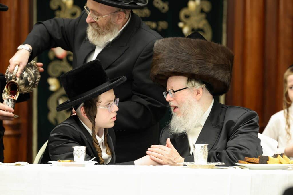 בביהמ"ד הגדול: בבוהוש חגגו בר מצוה לנכד האדמו"ר