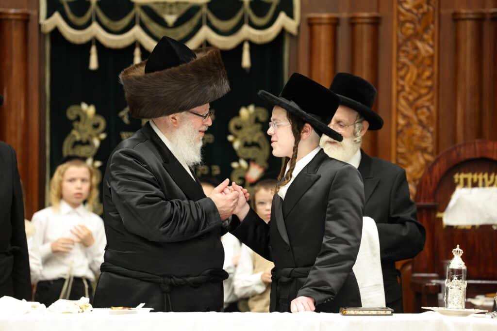 בביהמ"ד הגדול: בבוהוש חגגו בר מצוה לנכד האדמו"ר