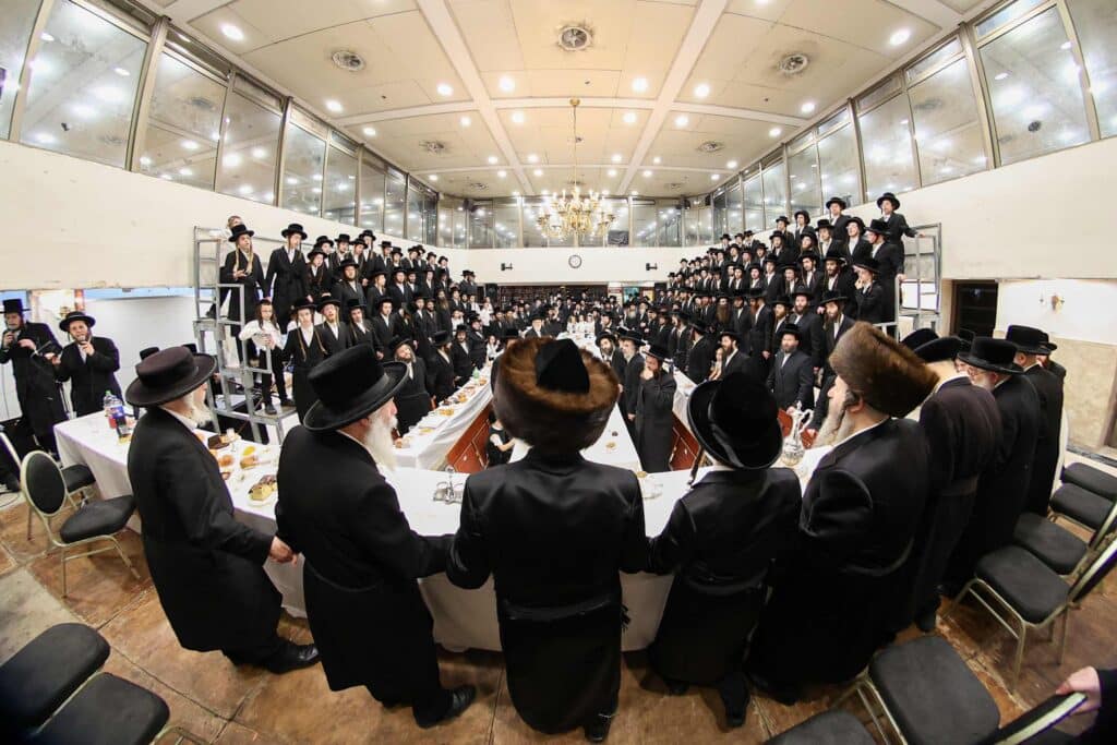 בביהמ"ד הגדול: בבוהוש חגגו בר מצוה לנכד האדמו"ר