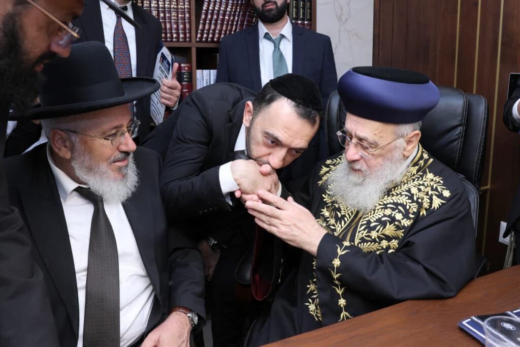 הזוכים מאור יהודה עלו לקבל את הפרס בלשכת הראשל"צ