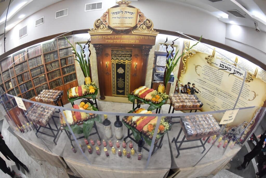 שמחת החתונה לנכדת כ"ק מרן אדמו"ר מאשלג שליט"א