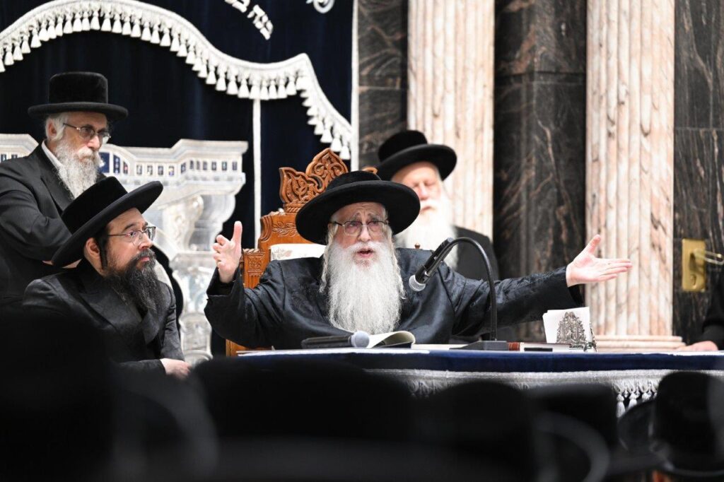 עם שיחה מהאדמו"ר: בישיבות צאנז פתחו את זמן אלול עם שיחה מהאדמו"ר: בישיבות צאנז פתחו את זמן אלול