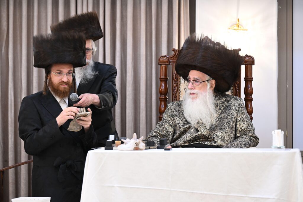 האדמו"ר מצאנז זימן לכנס דחוף את רבני ודייני החסידות