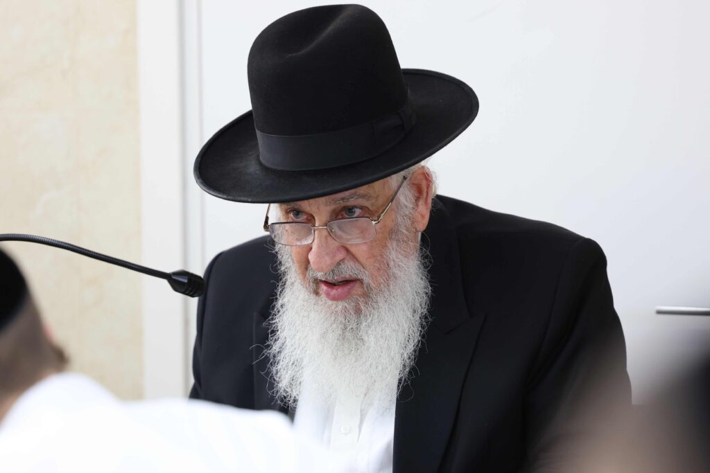 גלריה מיוחדת: מאות בחורים פתחו את זמן אלול בסלבודקא