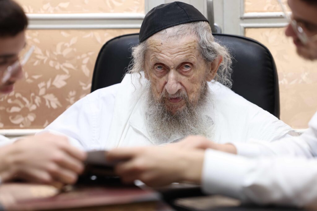 גלריה מיוחדת: מאות בחורים פתחו את זמן אלול בסלבודקא