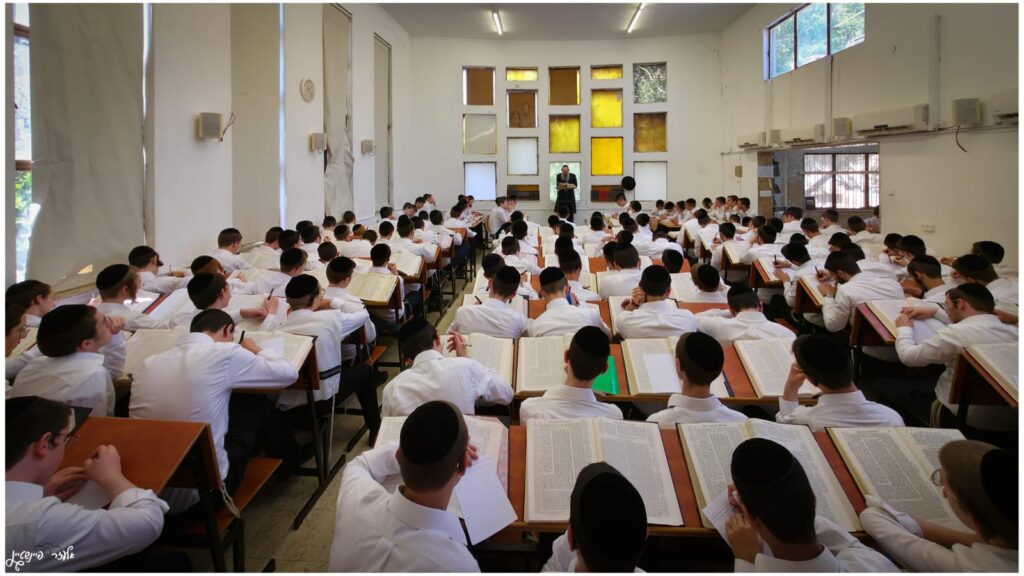 צפו בתיעוד המרגש: כך נפתח זמן אלול בהיכלי הישיבות