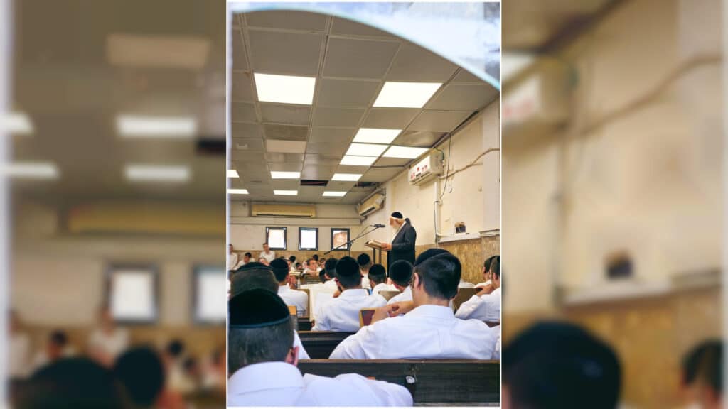 צפו בתיעוד המרגש: כך נפתח זמן אלול בהיכלי הישיבות