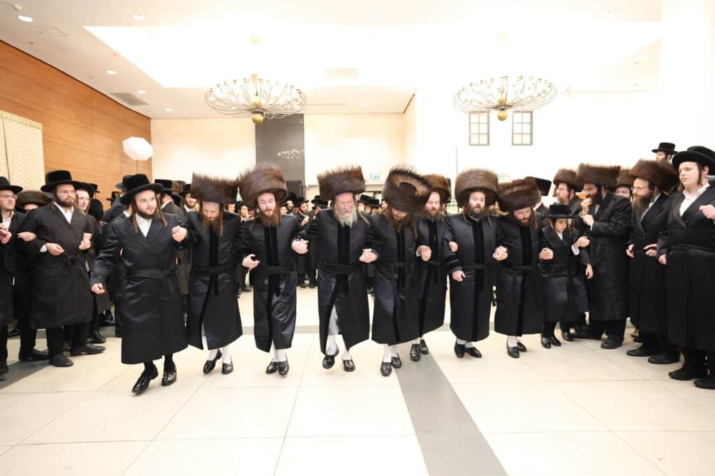 שמחת החתונה בבית ווערדאן - מישקולץ - עטרת צבי