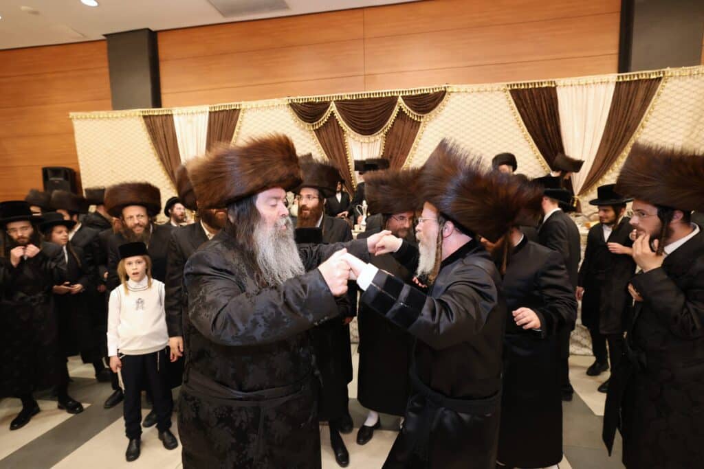 שמחת החתונה בבית ווערדאן - מישקולץ - עטרת צבי