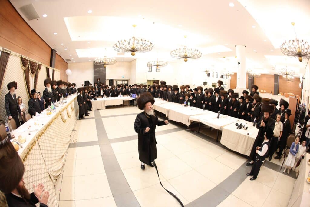 שמחת החתונה בבית ווערדאן - מישקולץ - עטרת צבי