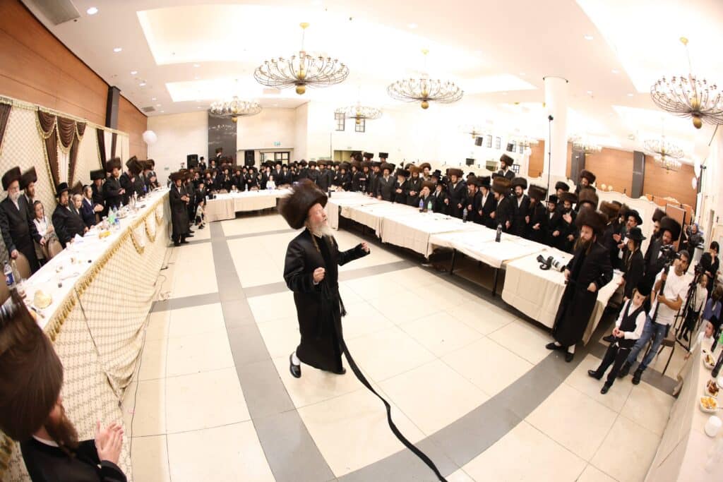 שמחת החתונה בבית ווערדאן - מישקולץ - עטרת צבי