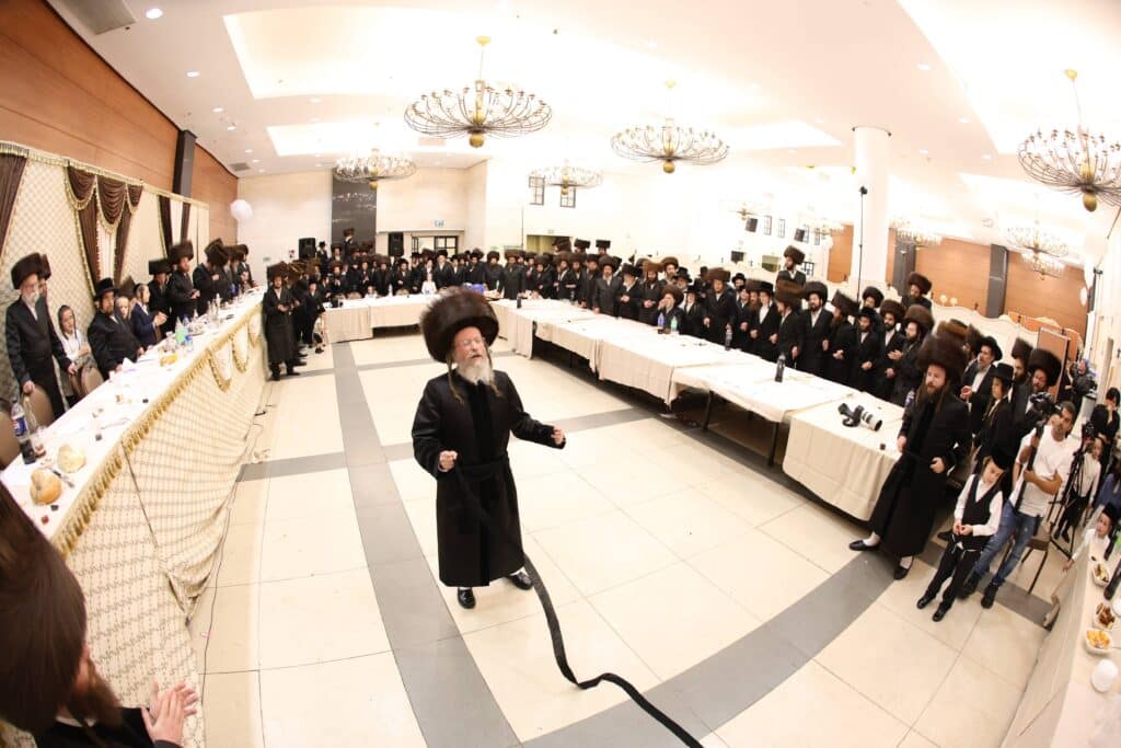 שמחת החתונה בבית ווערדאן - מישקולץ - עטרת צבי