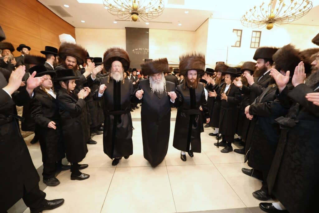 שמחת החתונה בבית ווערדאן - מישקולץ - עטרת צבי