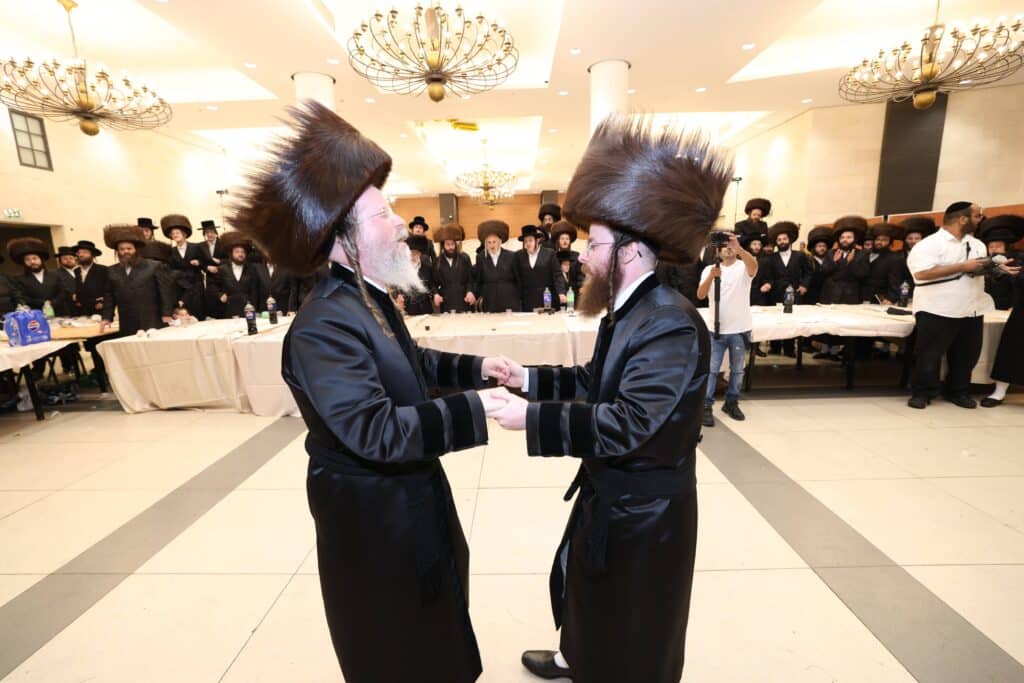 שמחת החתונה בבית ווערדאן - מישקולץ - עטרת צבי