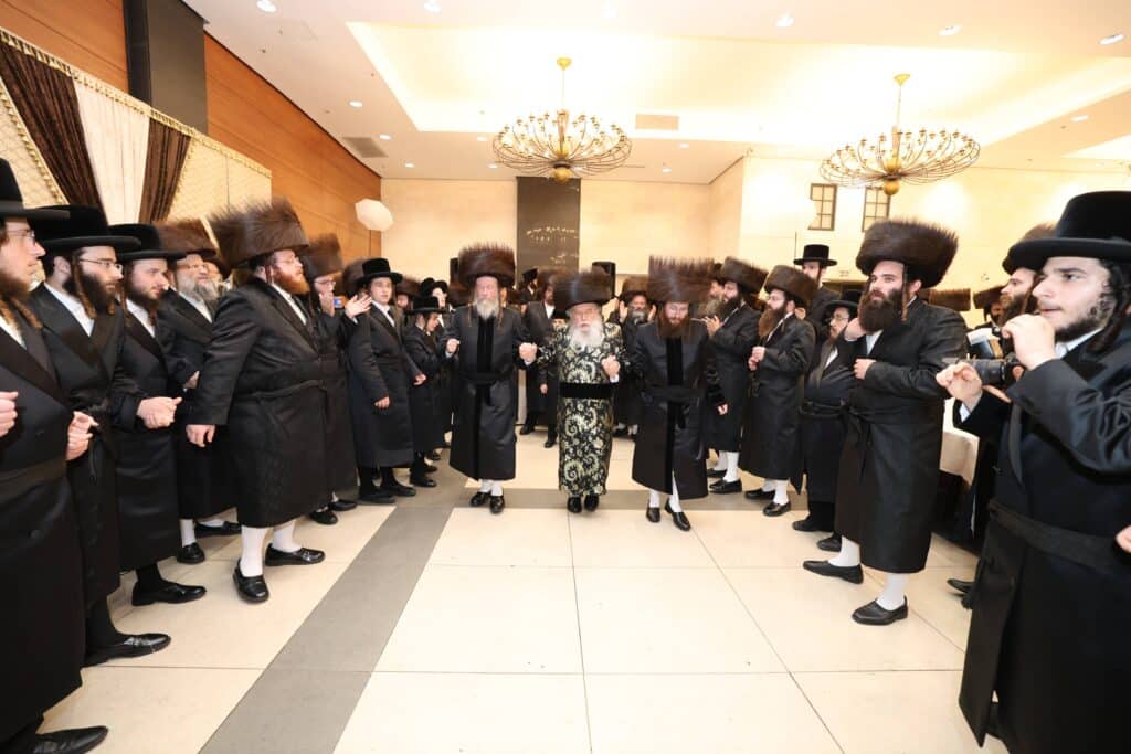 שמחת החתונה בבית ווערדאן - מישקולץ - עטרת צבי