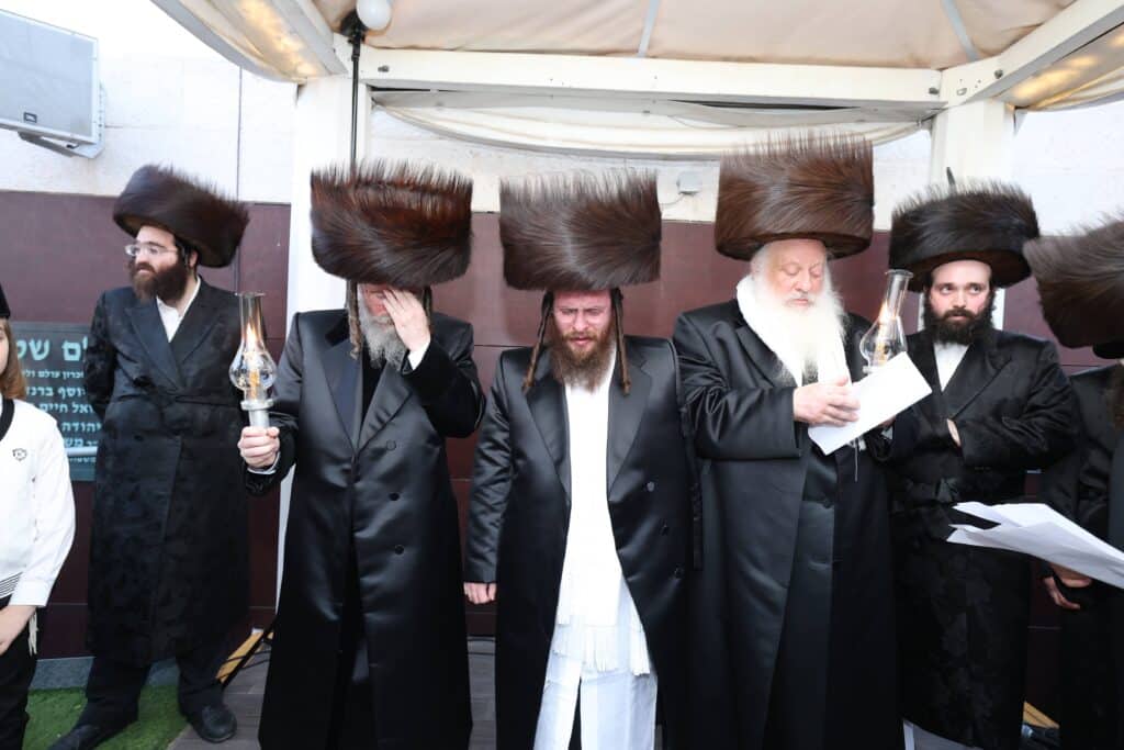 שמחת החתונה בבית ווערדאן - מישקולץ - עטרת צבי