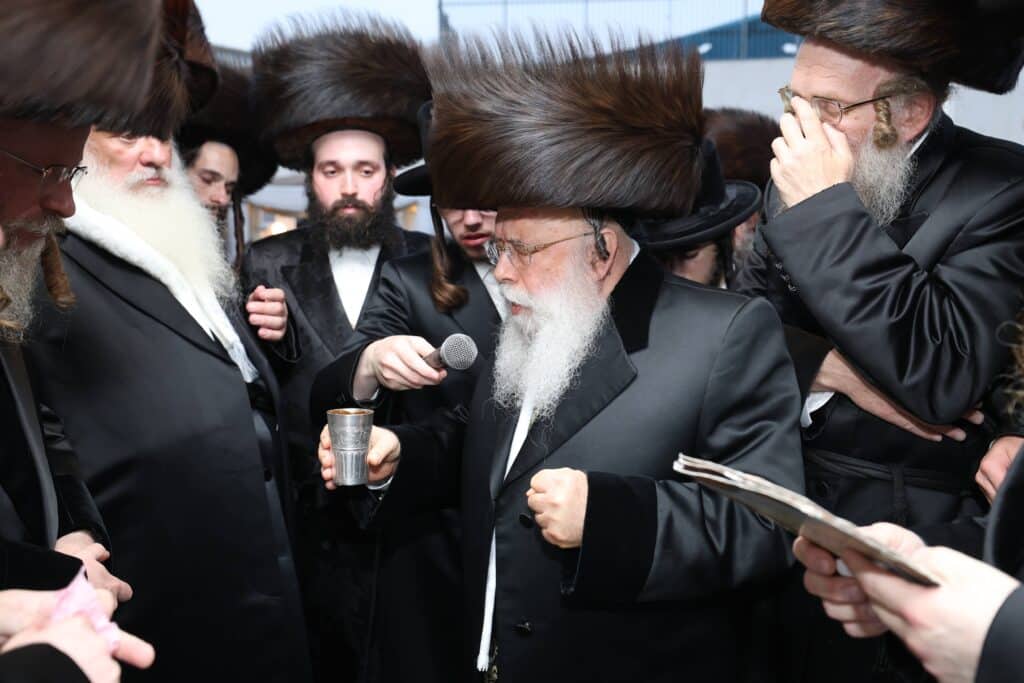 שמחת החתונה בבית ווערדאן - מישקולץ - עטרת צבי