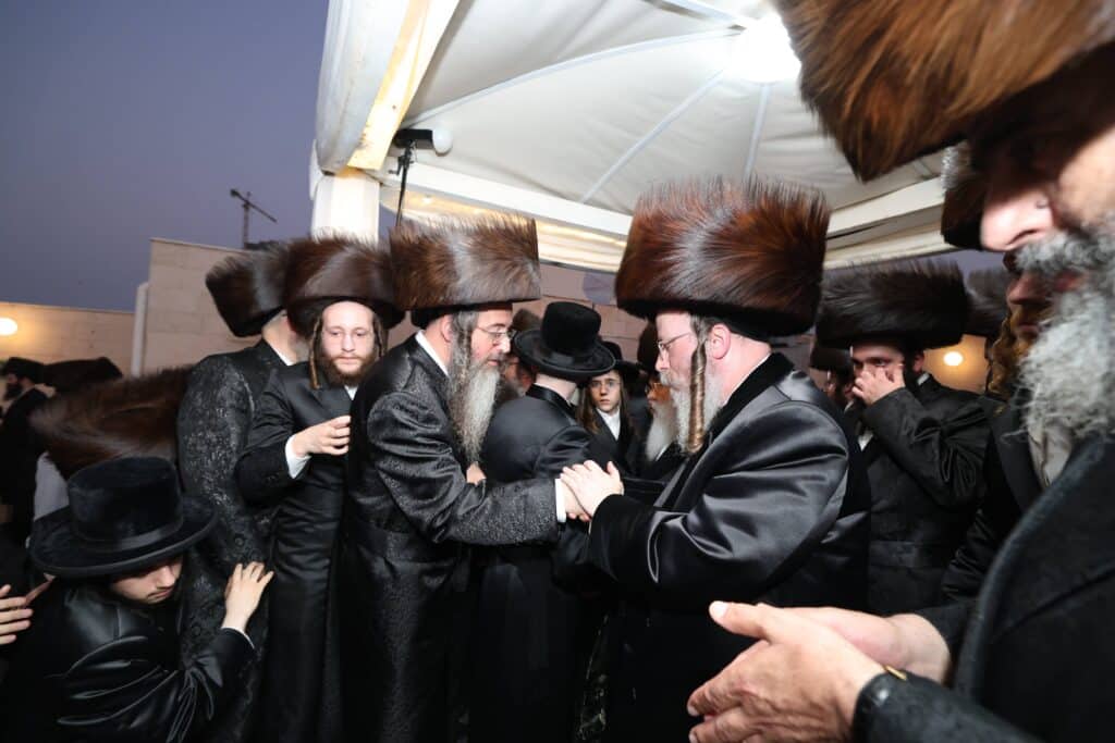 שמחת החתונה בבית ווערדאן - מישקולץ - עטרת צבי