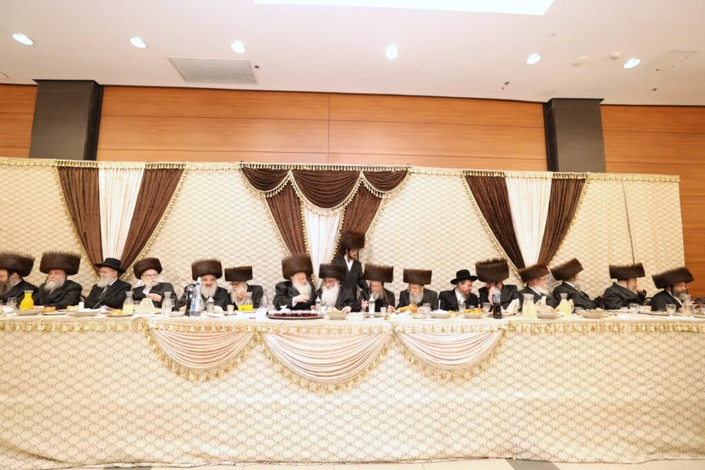 שמחת החתונה בבית ווערדאן - מישקולץ - עטרת צבי