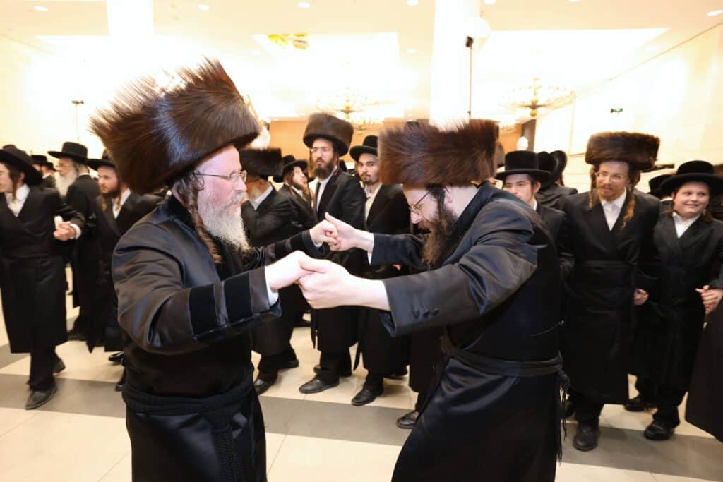 שמחת החתונה בבית ווערדאן - מישקולץ - עטרת צבי