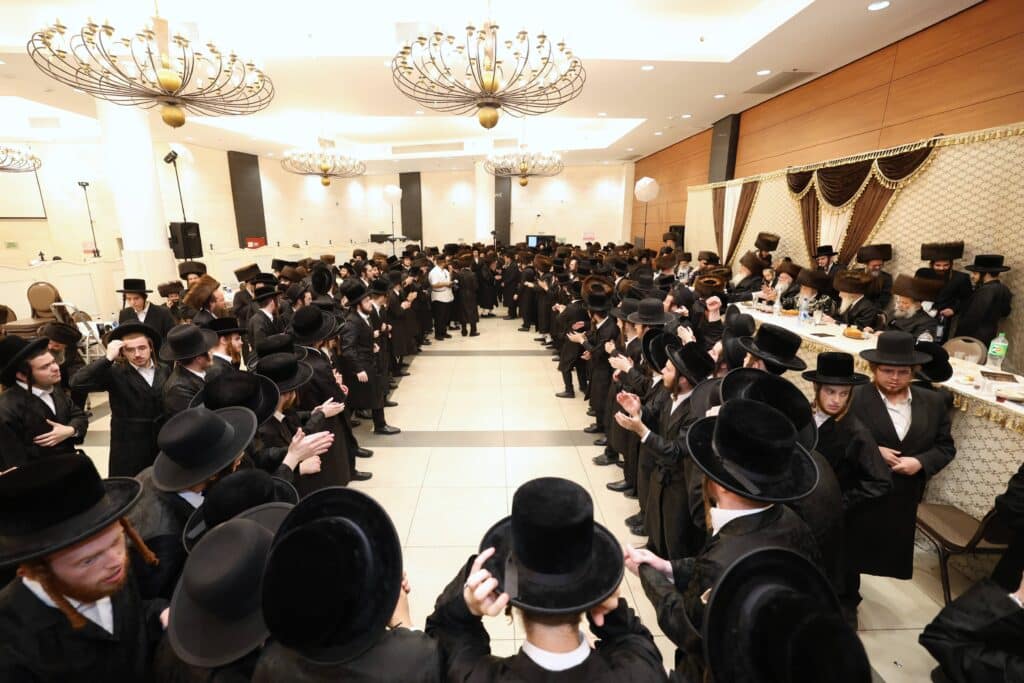 שמחת החתונה בבית ווערדאן - מישקולץ - עטרת צבי