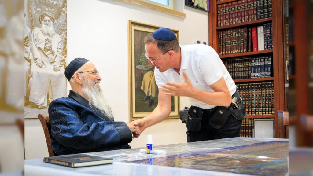 איצקוביץ': הנתק במפלגה החרדית ושקית כלי הכסף שנמצאה