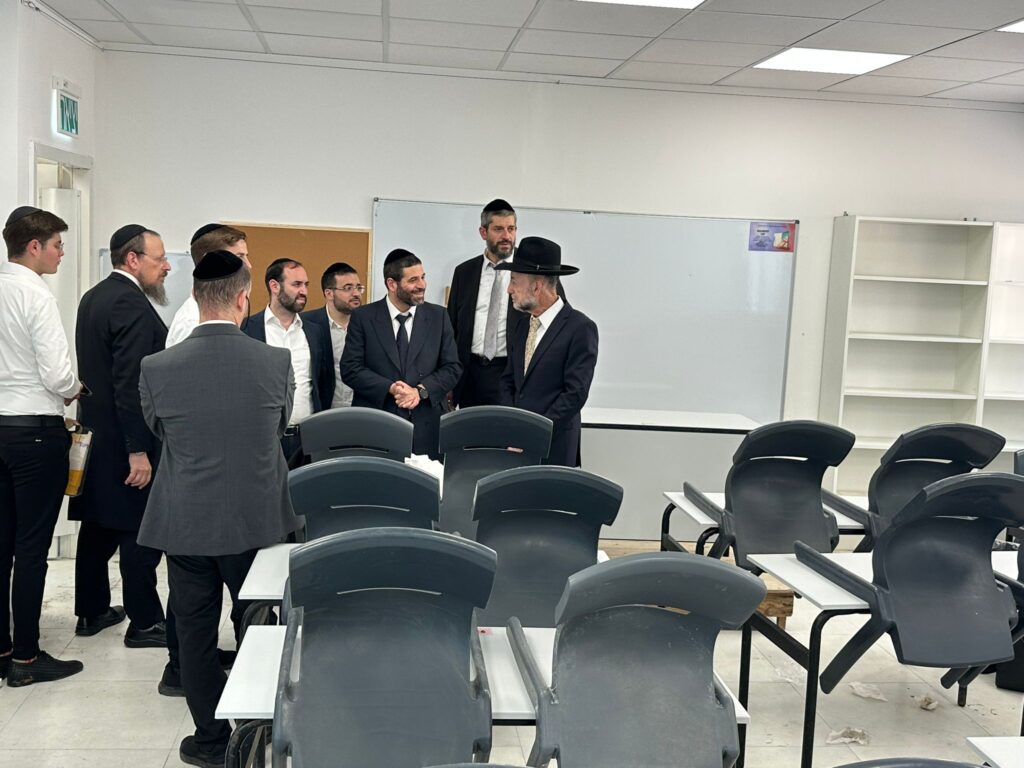 איצקוביץ': הסגן שגורש וראש העיר לשעבר שחזר לכולל