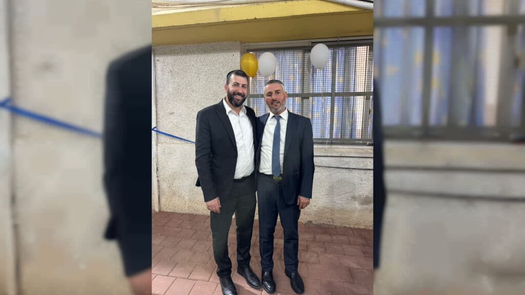 איצקוביץ': הסגן שגורש וראש העיר לשעבר שחזר לכולל