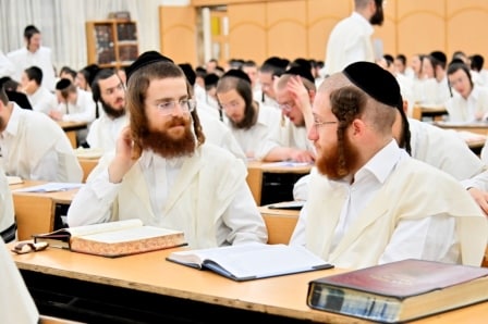 מעמד פתיחת הזמן בר"ח אלול בישיבה הגדולה "תורת ה'" שע"י קהל עדת ירושלים