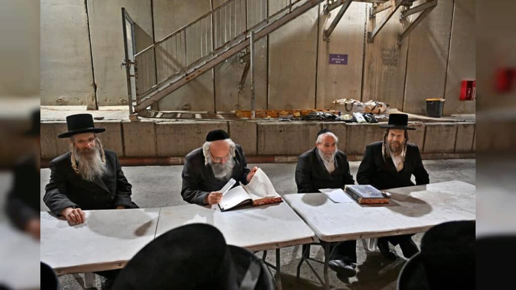 בחצות הלילה קבר רחל התמלא אור תורה וחסידות