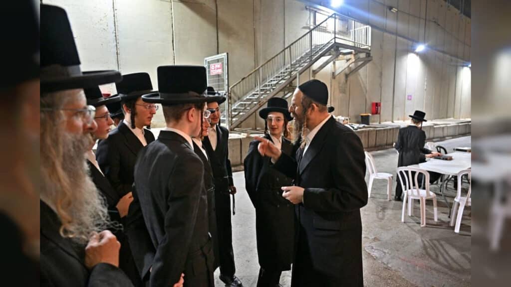 בחצות הלילה קבר רחל התמלא אור תורה וחסידות