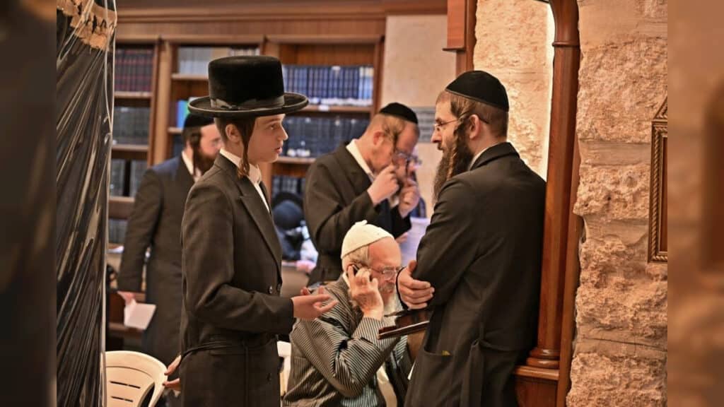 בחצות הלילה קבר רחל התמלא אור תורה וחסידות