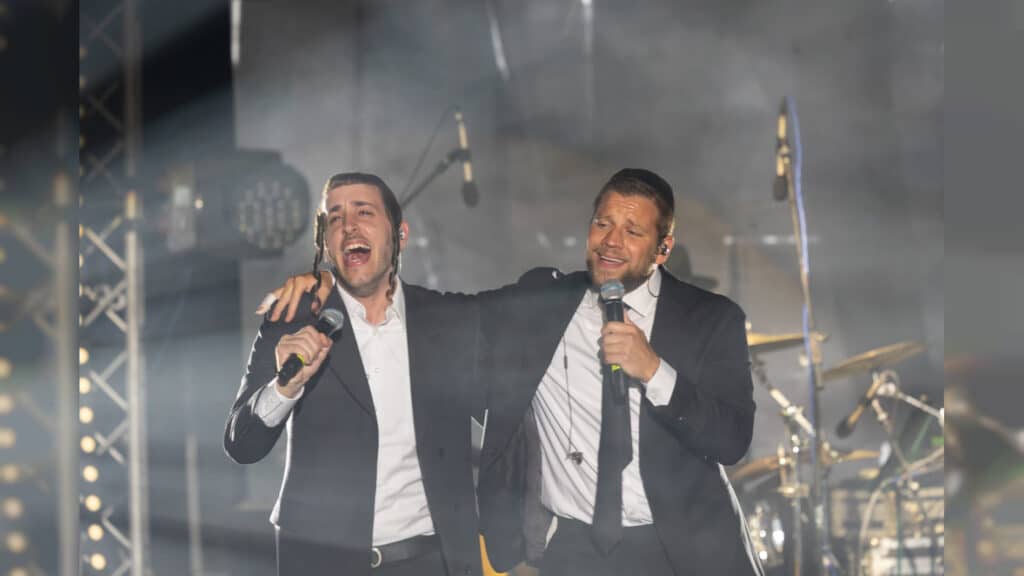 בחיפה פתחו את בין הזמנים בקומזיץ ענק לבני התורה